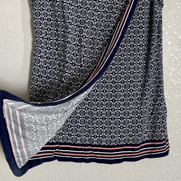 Max Studio - Sleeveless Blue Geometric Print Tank Top - Size S - Picture 2 of 5